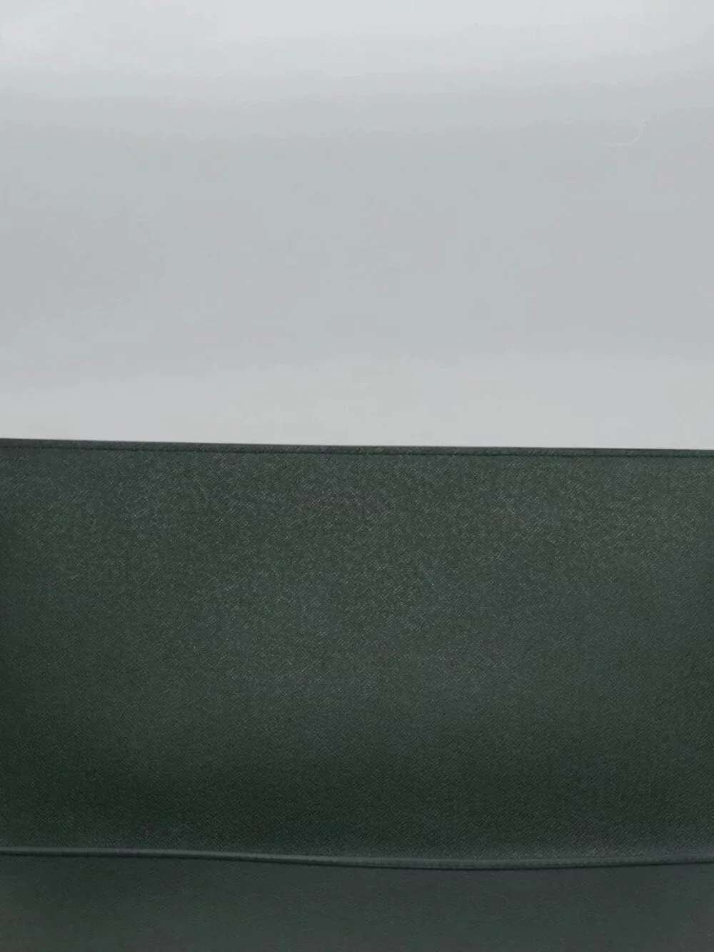 LOUIS VUITTON Taiga Leather Volga Briefcase Epicea M30204 LV Auth BA235 - Picture 11 of 16